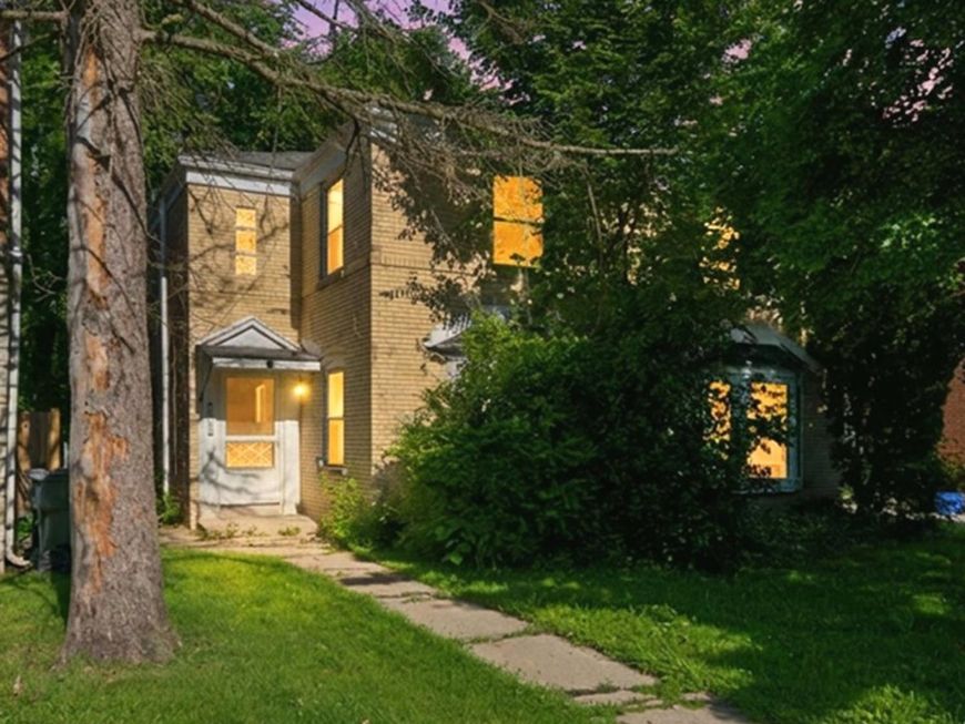 Main Photo