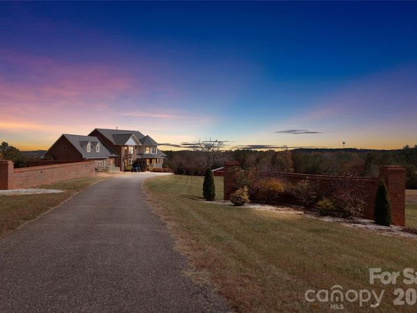 517 Cub Creek Road , Ellenboro, NC 28040
