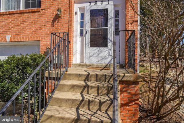 3801 BERLEIGH HILL COURT, BURTONSVILLE, MD 20866