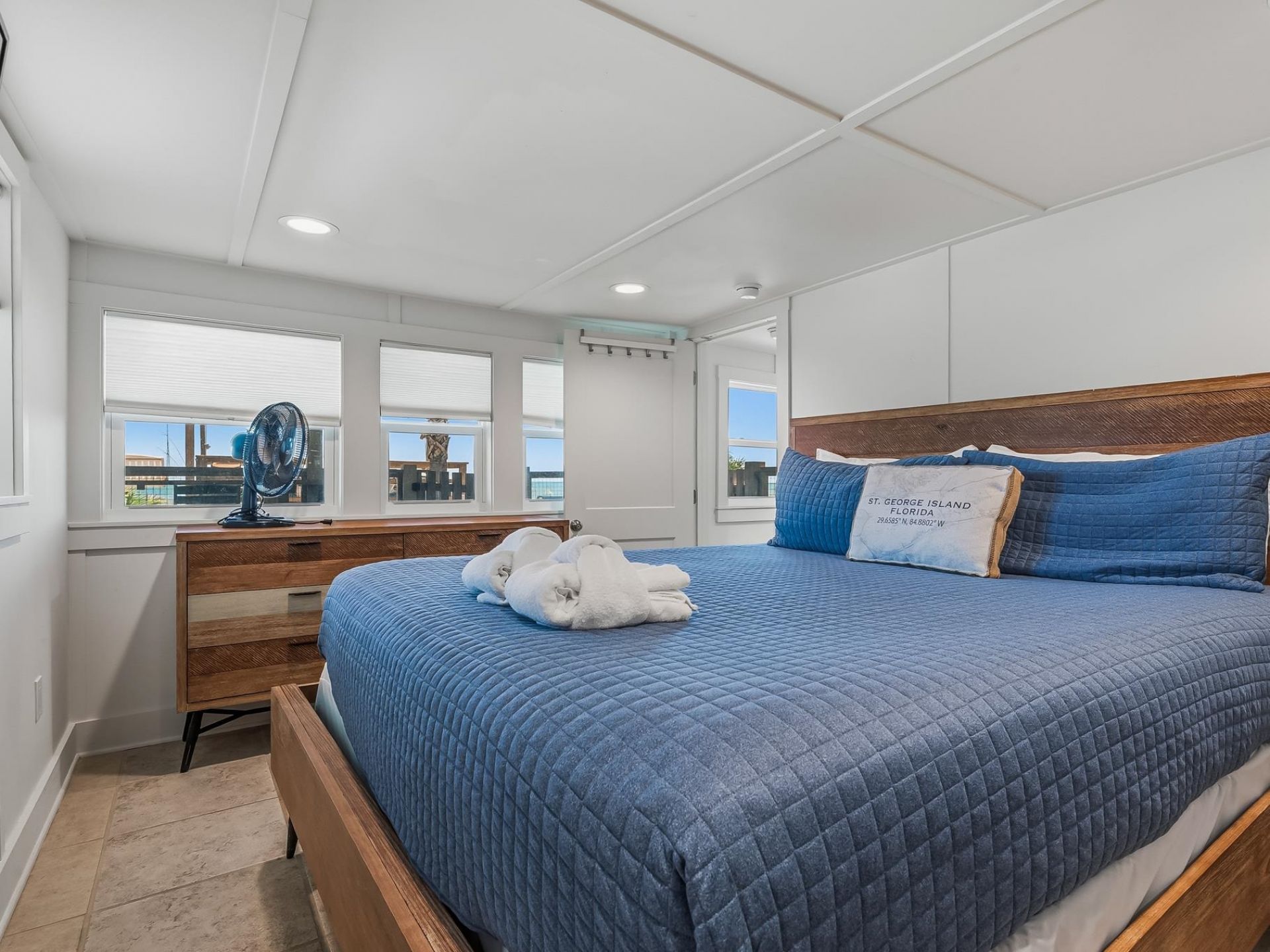 956 W Gorrie Drive, Saint George Island, FL 32328 Photo