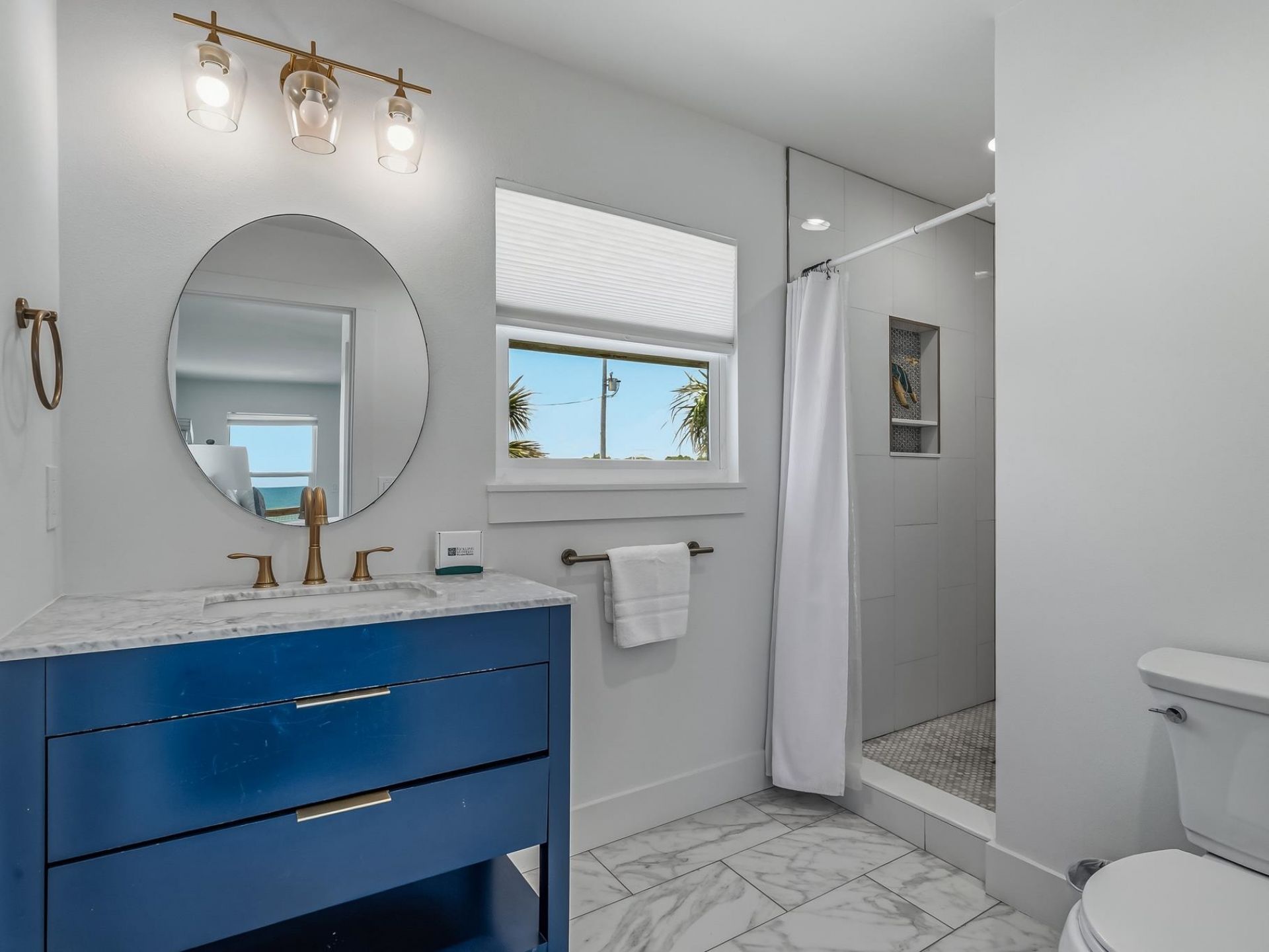 956 W Gorrie Drive, Saint George Island, FL 32328 Photo