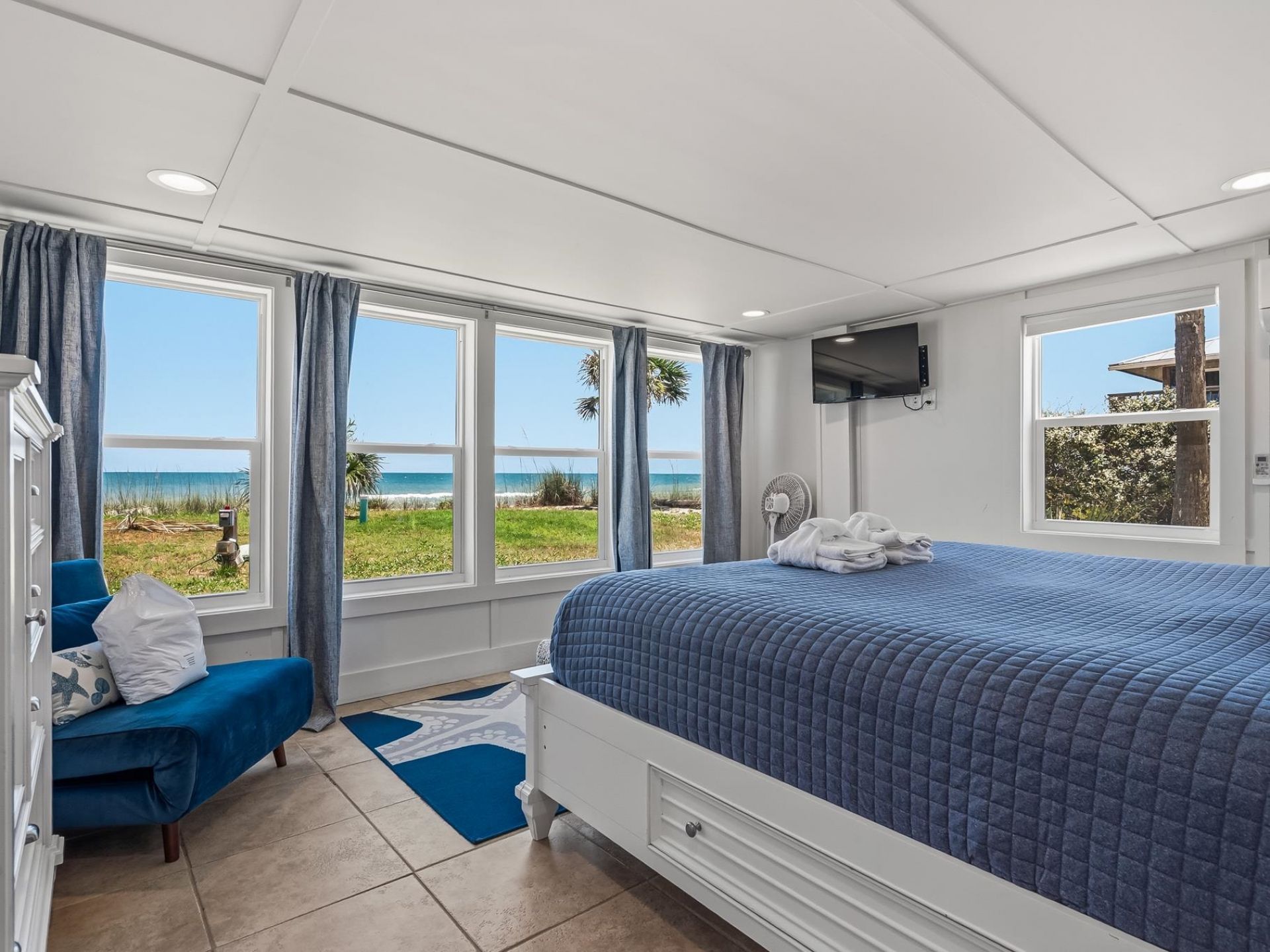 956 W Gorrie Drive, Saint George Island, FL 32328 Photo