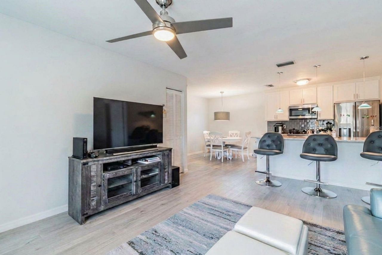 2724 72nd Street W, Unit 2010, Bradenton, FL 34209 Photo