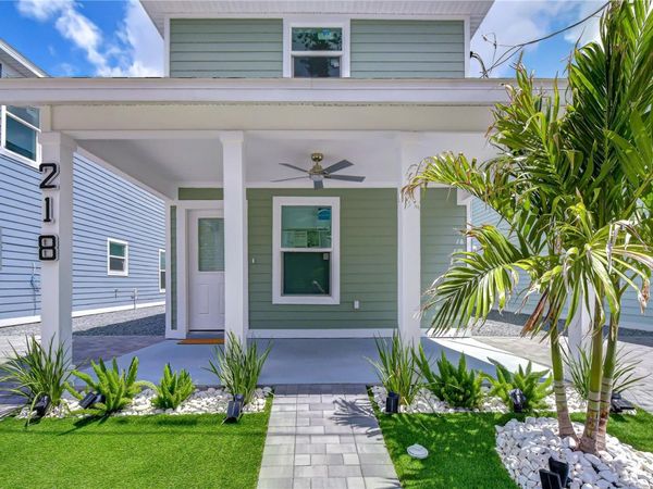 218 8TH AVENUE DRIVE W, BRADENTON, FL 34205