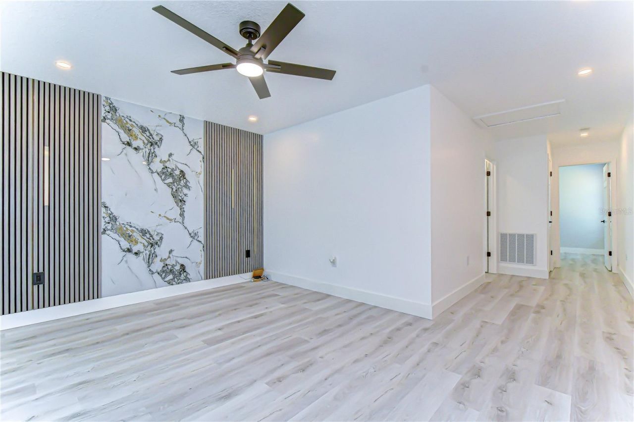 218 8th Avenue Drive W, Bradenton, FL 34205 Photo