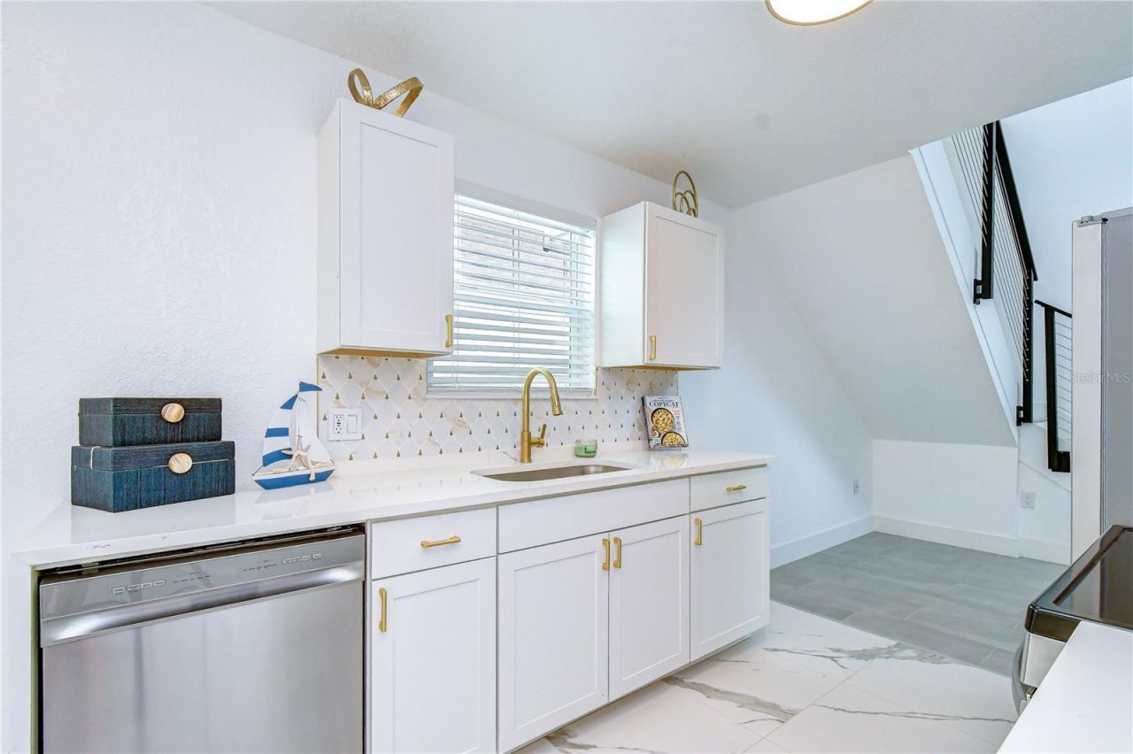 218 8th Avenue Drive W, Bradenton, FL 34205 Photo