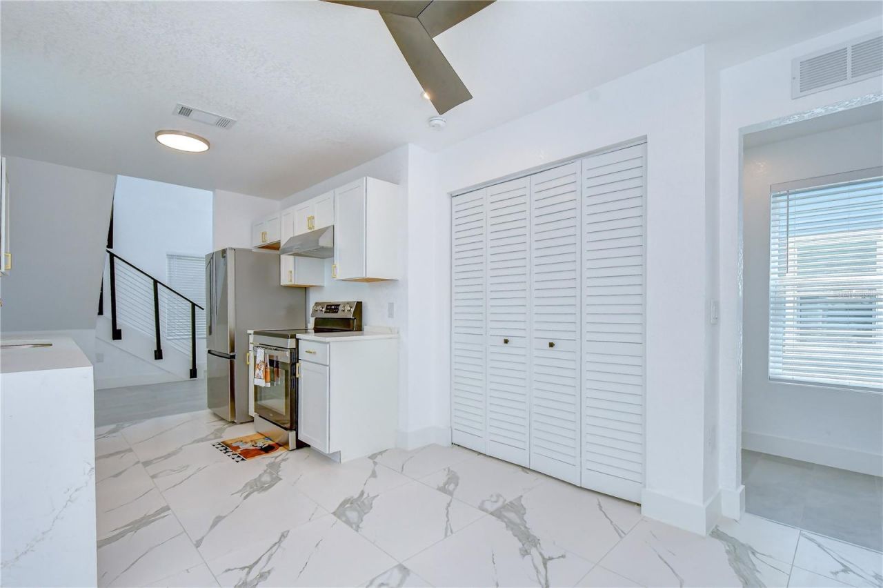 218 8th Avenue Drive W, Bradenton, FL 34205 Photo