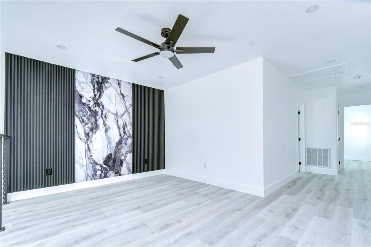 222 8th Avenue Drive W, Bradenton, FL 34205 Photo