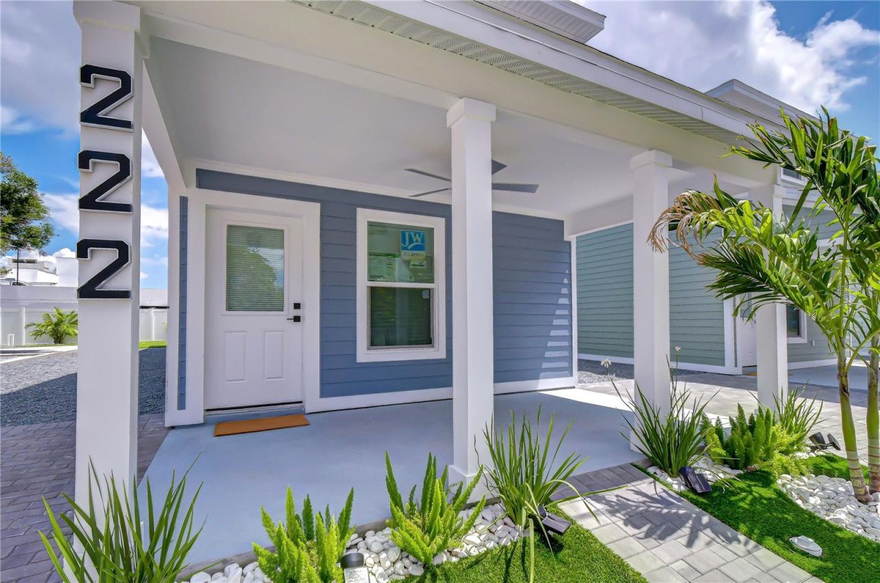 222 8th Avenue Drive W, Bradenton, FL 34205 Photo