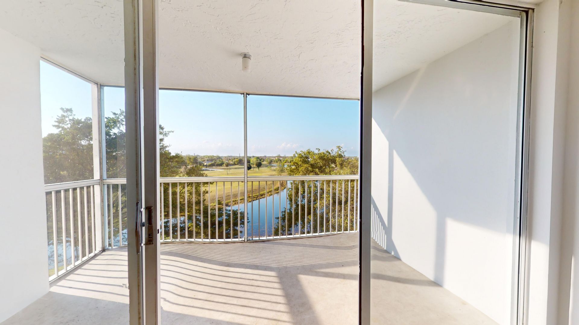 3080 N Course Drive, Unit 604, Pompano Beach, FL 33069 Photo