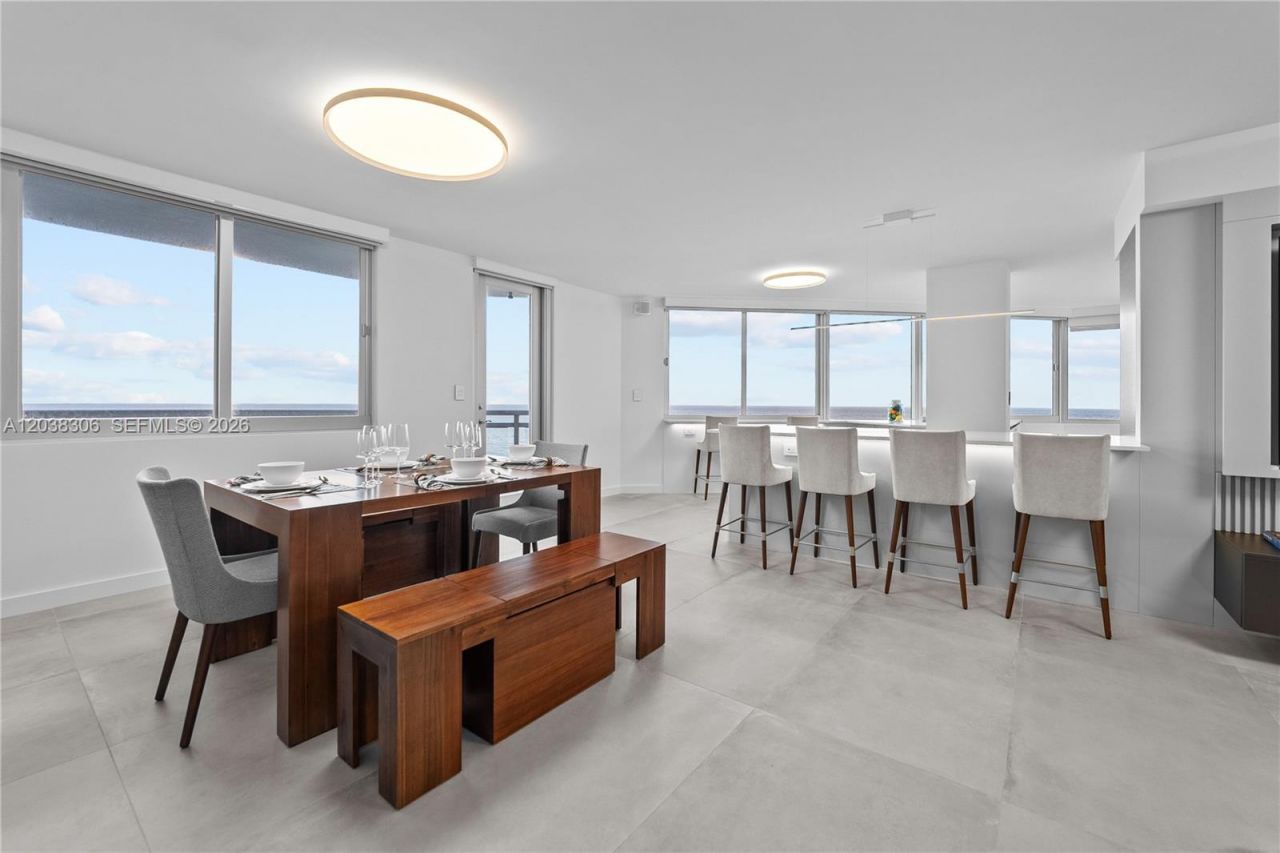 7135 Collins Ave , Unit 1216, Miami Beach, FL 33141 Photo
