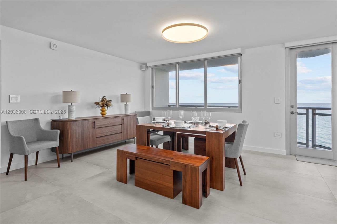 7135 Collins Ave , Unit 1216, Miami Beach, FL 33141 Photo
