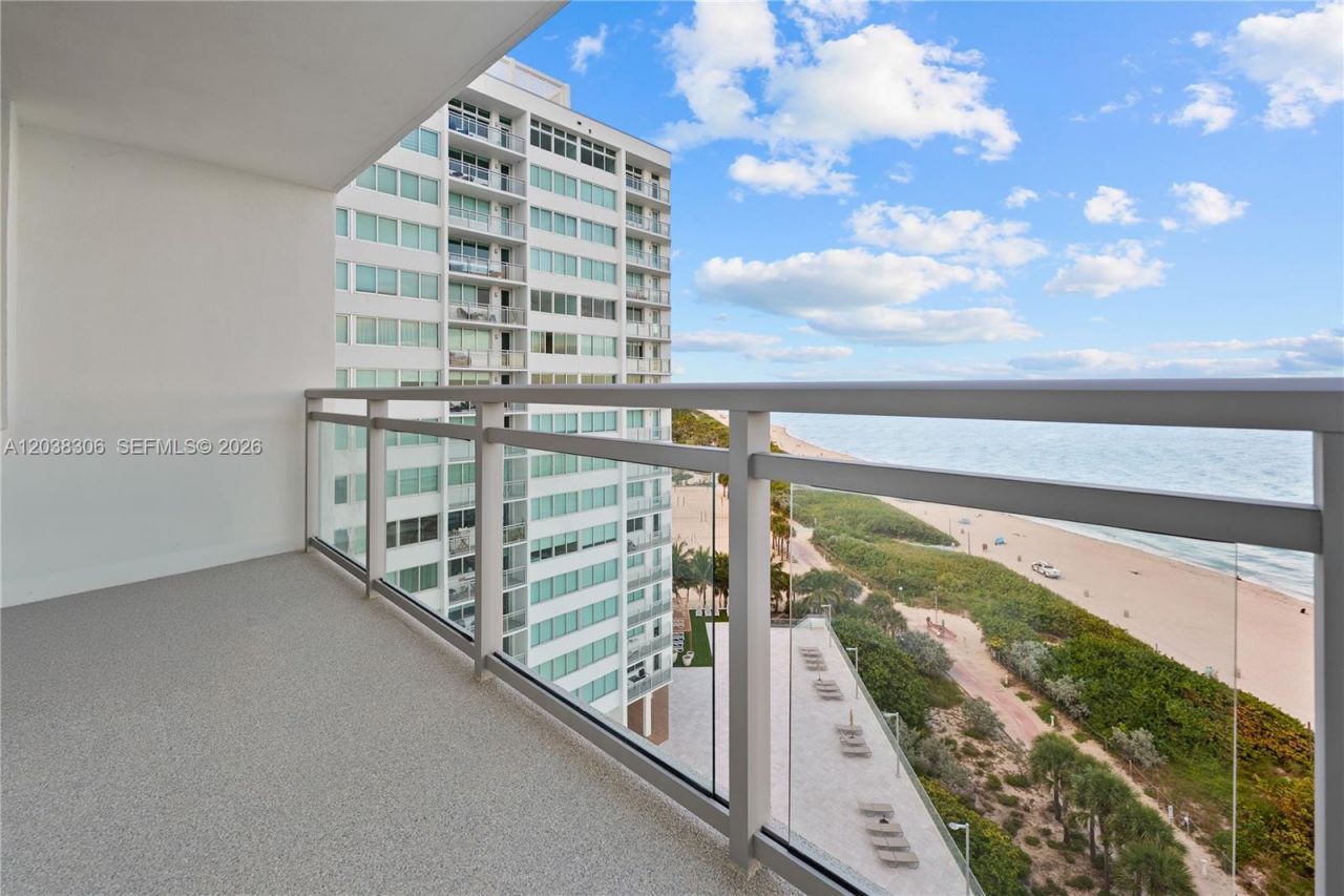 7135 Collins Ave , Unit 1216, Miami Beach, FL 33141 Photo