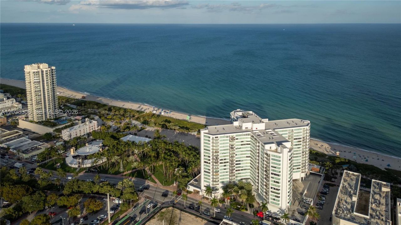7135 Collins Ave , Unit 1216, Miami Beach, FL 33141 Photo