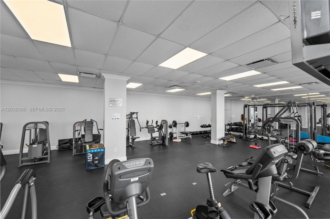 7135 Collins Ave , Unit 1216, Miami Beach, FL 33141 Photo