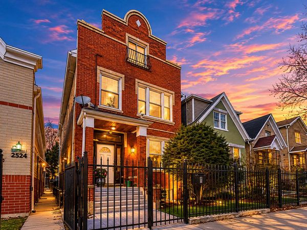 2522 W Haddon Avenue , Chicago, IL 60622
