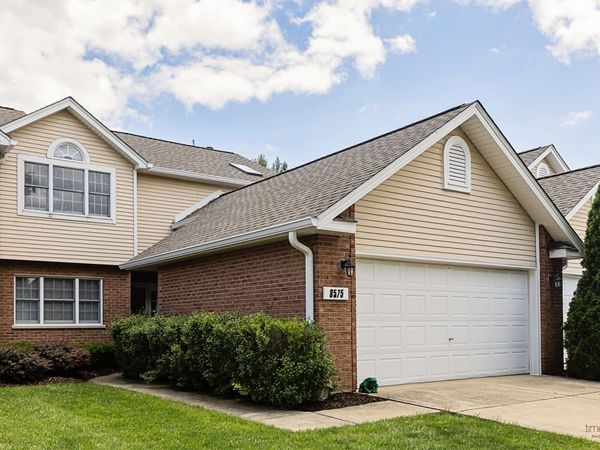 8575 Sandalwood Drive , Darien, IL 60561
