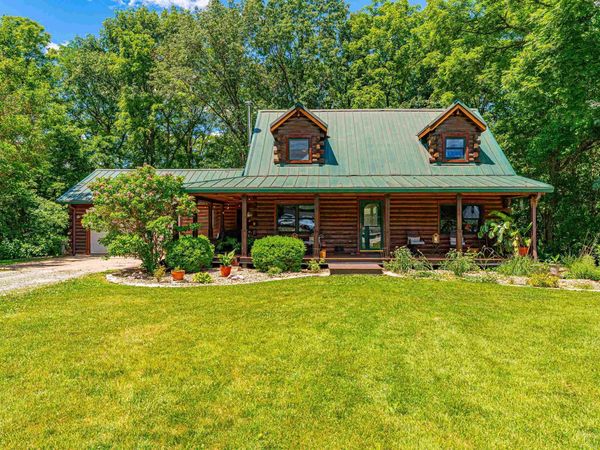 25330 LONGVIEW Road, Hopedale, IL 61747