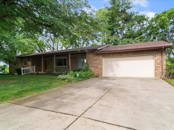 201 S Broadview Circle, Princeton, IN 47670