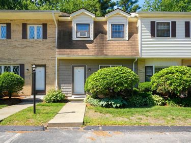 94 Golfview Drive, Manchester, NH 03102
