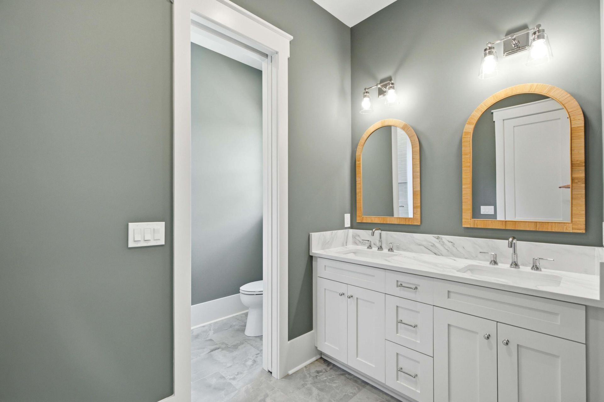 6 Vincent Drive Photo 21