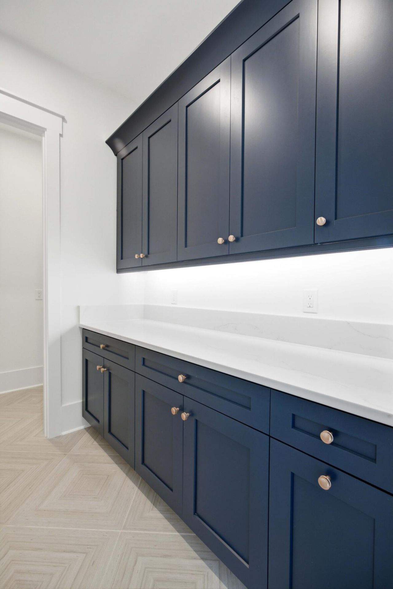 6 Vincent Drive Photo 25