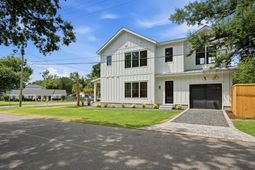 6 Vincent Drive photo 4