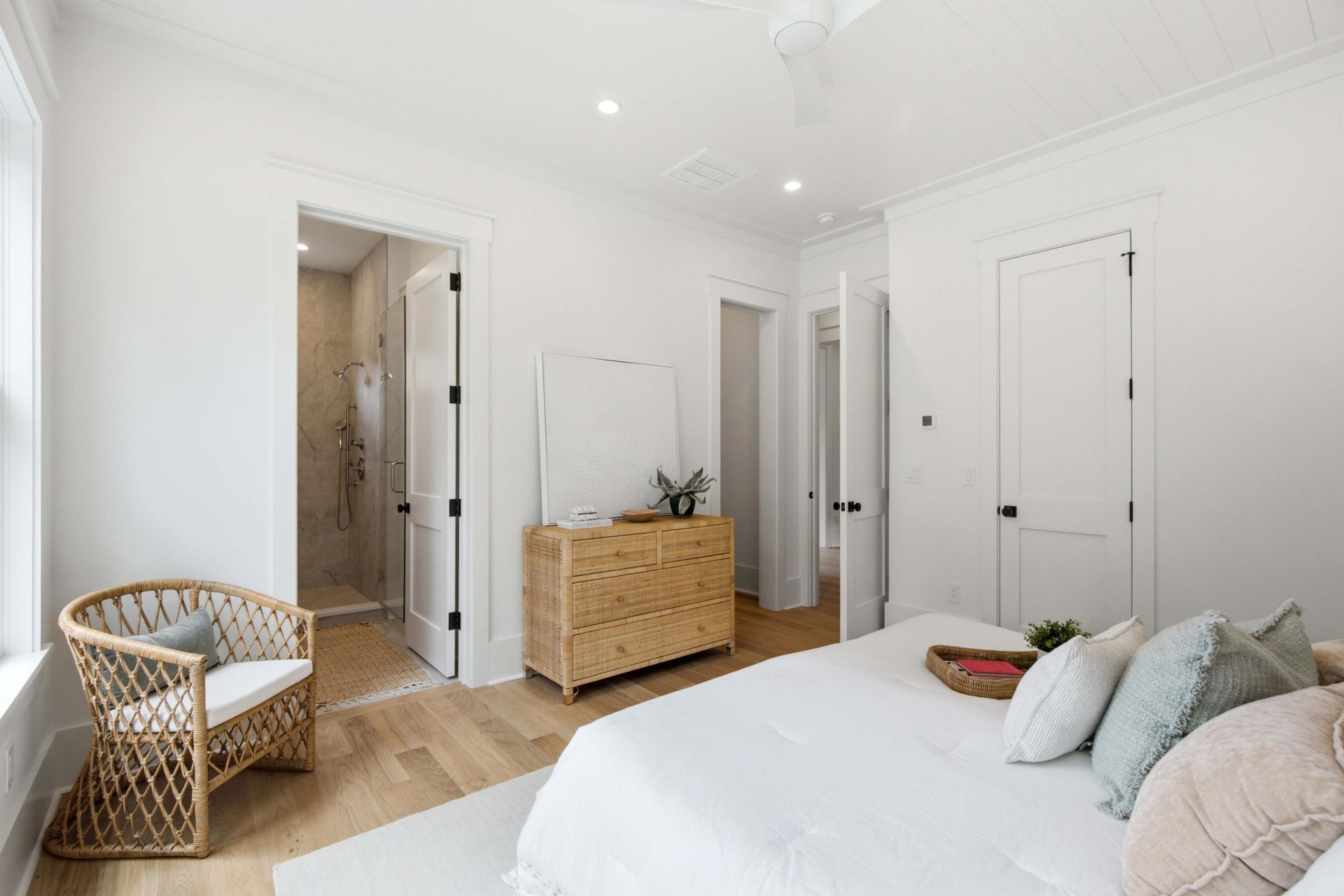 6 Vincent Drive Photo 31