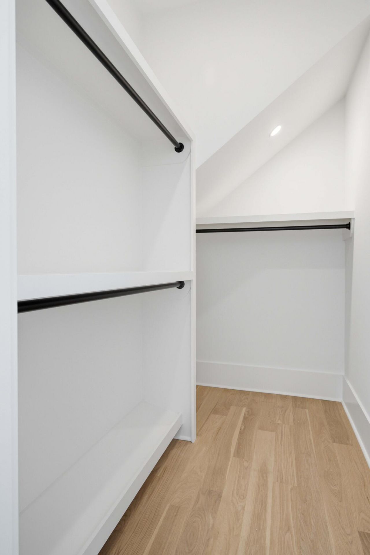 6 Vincent Drive Photo 40