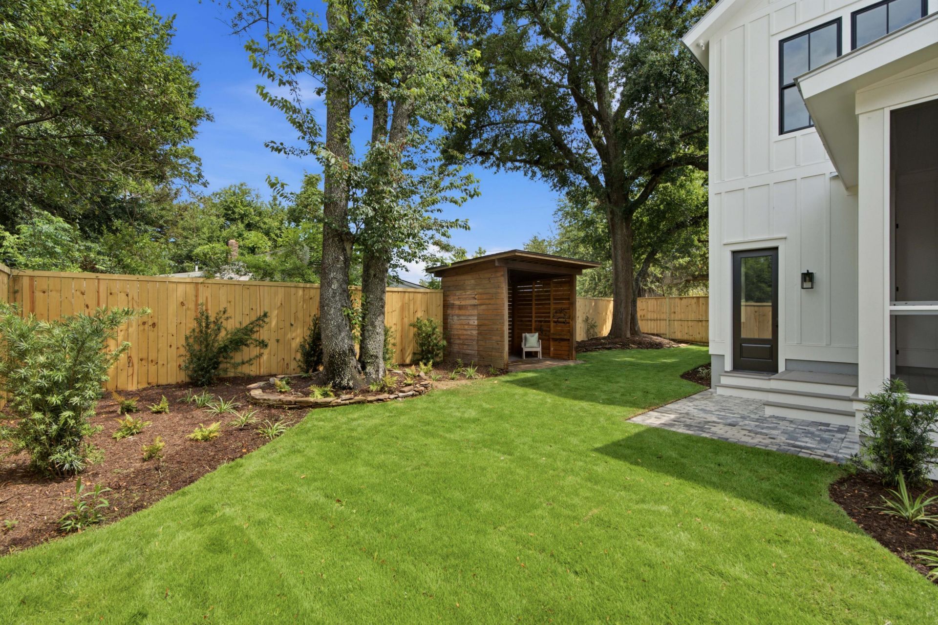6 Vincent Drive Photo 52