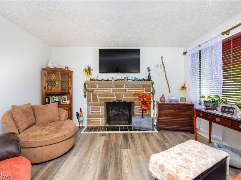 851 Orlando Avenue , Akron, OH 44320 Photo 8