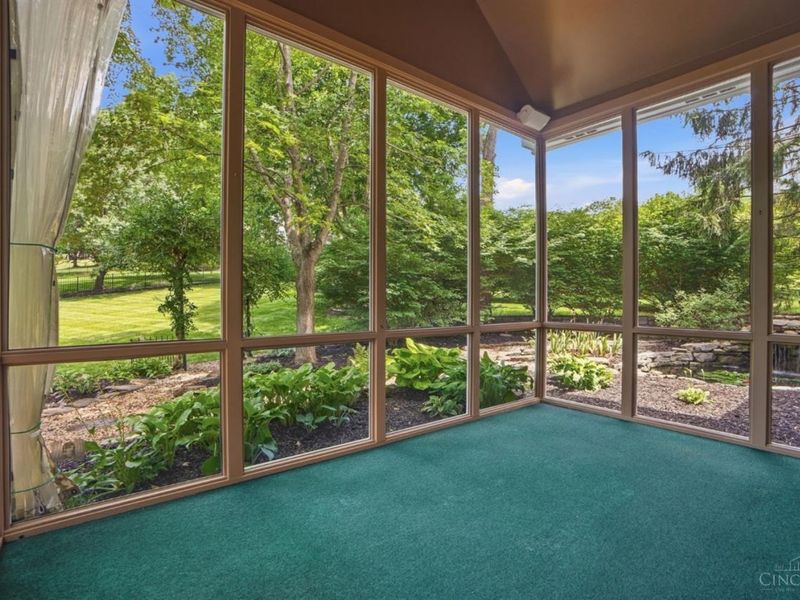 5924 Owl Nest Drive, West Chester, OH 45069 Photo 17