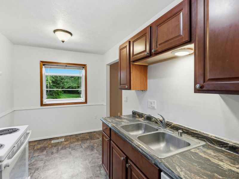 4150 Mt Carmel Tobasco Road, Unit 596, Union Twp, OH 45255 Photo 15