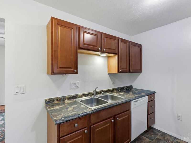 4150 Mt Carmel Tobasco Road, Unit 596, Union Twp, OH 45255 Photo 16