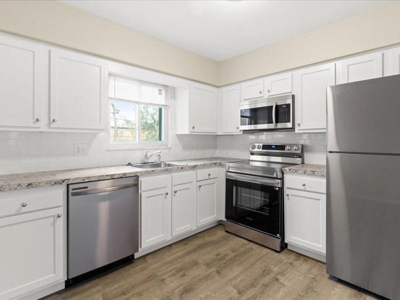 699 Hillsdowne Road , Unit A-D, Westerville, OH 43081 Photo 7