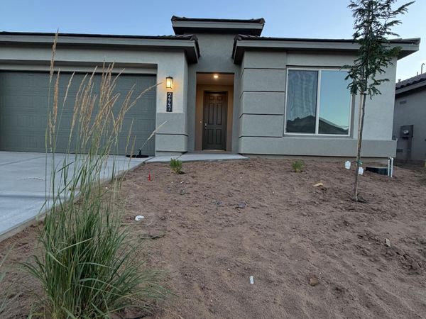 2447 Marble Avenue NE, Rio Rancho, NM 87144