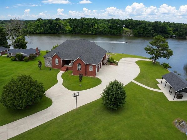 732 Sherry Lane, Gadsden, AL 35903