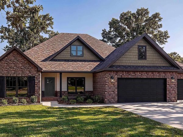 17197 Blue Briar Circle, Athens, AL 35611