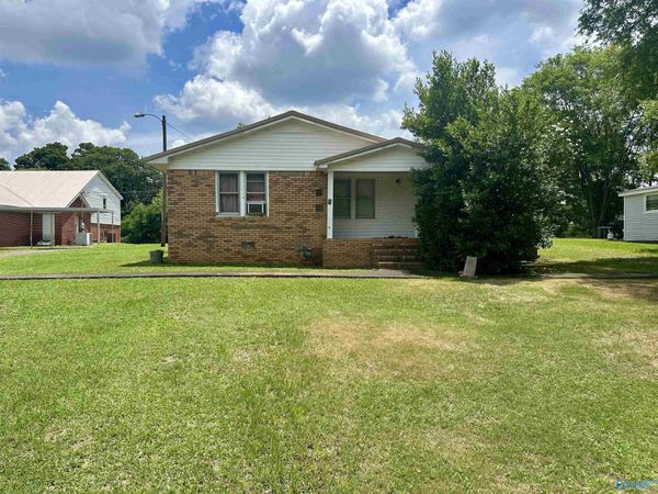 409 Magnolia Avenue, Anniston, AL 36201