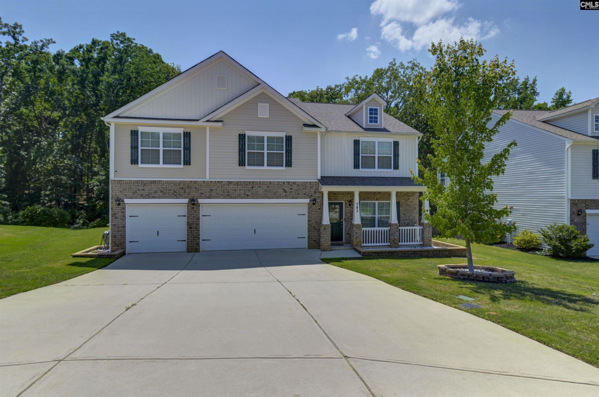 582 Stone Hollow Drive  Photo 4
