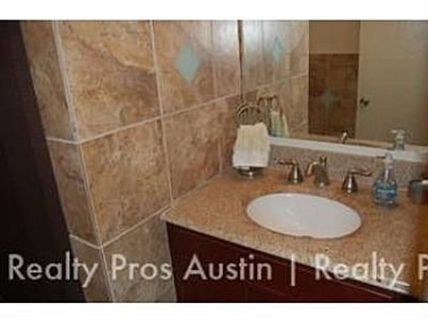 307 E 31st ST , Unit 101, Austin, TX 78705