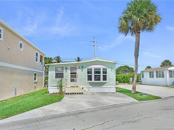 10725 S Ocean Drive, Unit 27, Jensen Beach, FL 34957
