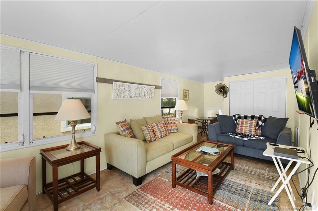10725 S Ocean Drive, Unit 27, Jensen Beach, FL 34957 Photo