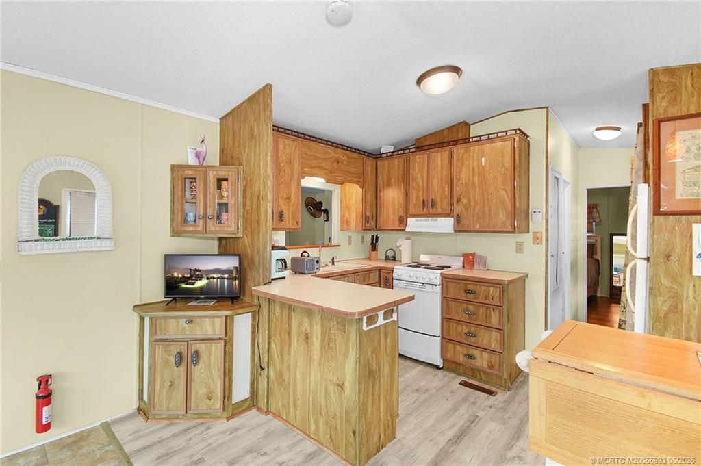 10725 S Ocean Drive, Unit 27, Jensen Beach, FL 34957 Photo