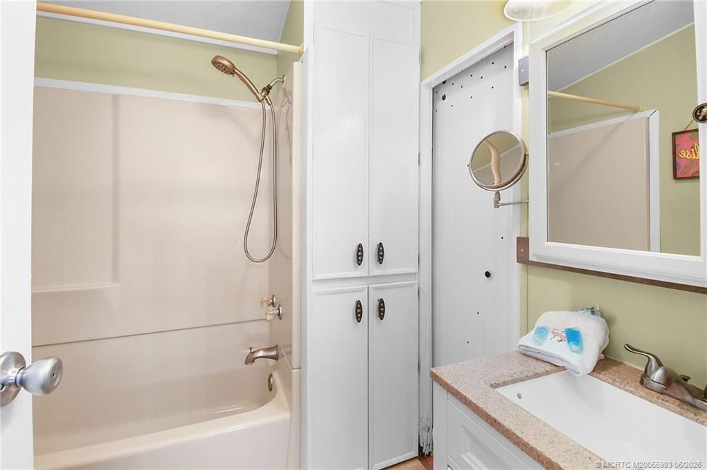 10725 S Ocean Drive, Unit 27, Jensen Beach, FL 34957 Photo