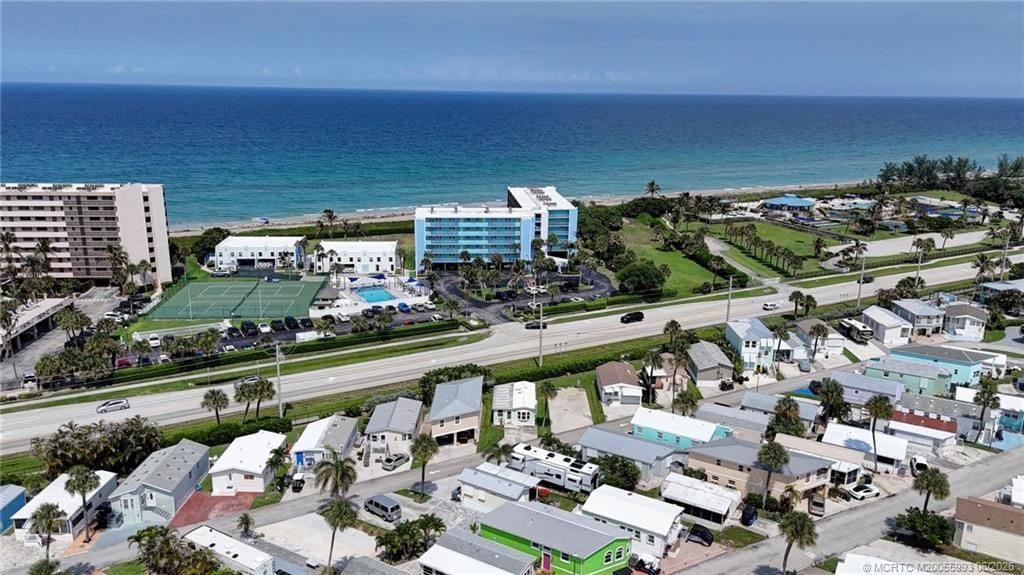 10725 S Ocean Drive, Unit 27, Jensen Beach, FL 34957 Photo