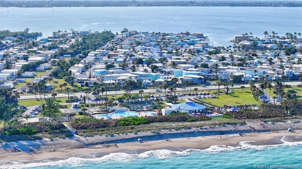 10725 S Ocean Drive, Unit 27, Jensen Beach, FL 34957 Photo