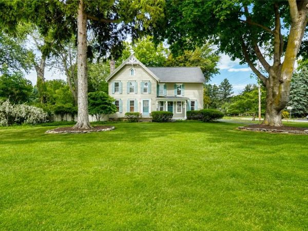 1479 Creek Street, Rochester, NY 14625
