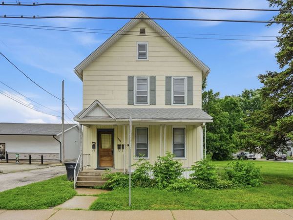 1819 17th Street , Rock Island, IL 61201