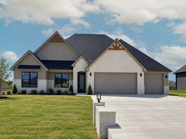 21690 E 112th Place S, Broken Arrow, OK 74014